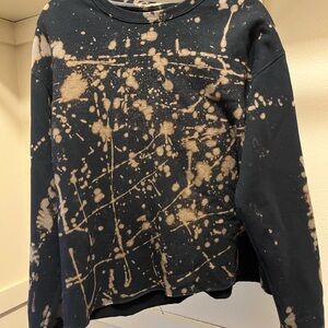 Fruit of the Loom Black and Tan Sweatshirt